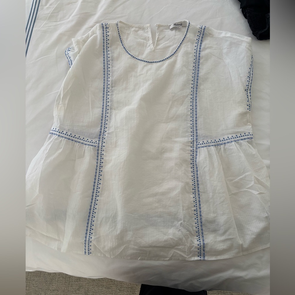 Madewell White Top with Blue Trim